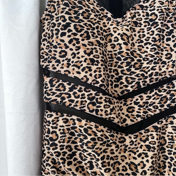 NWT Marina West Animal Print Mesh Cut Out One Piece size 10 - Picture 9 of 12